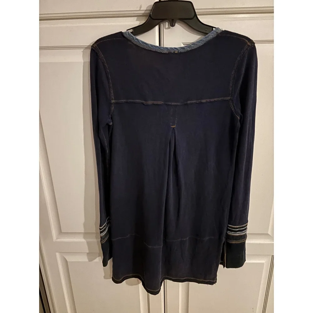 Tory Burch Navy Blue Sheer Leaf Pattern Pleated‎ Yoke 3/4 Sleeve Top Size S